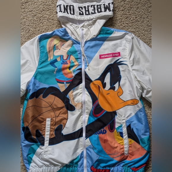 NWT Large Zip Up Hooded Jacket,Looney Tunes Space Jam A New Legacy - Picture 3 of 8